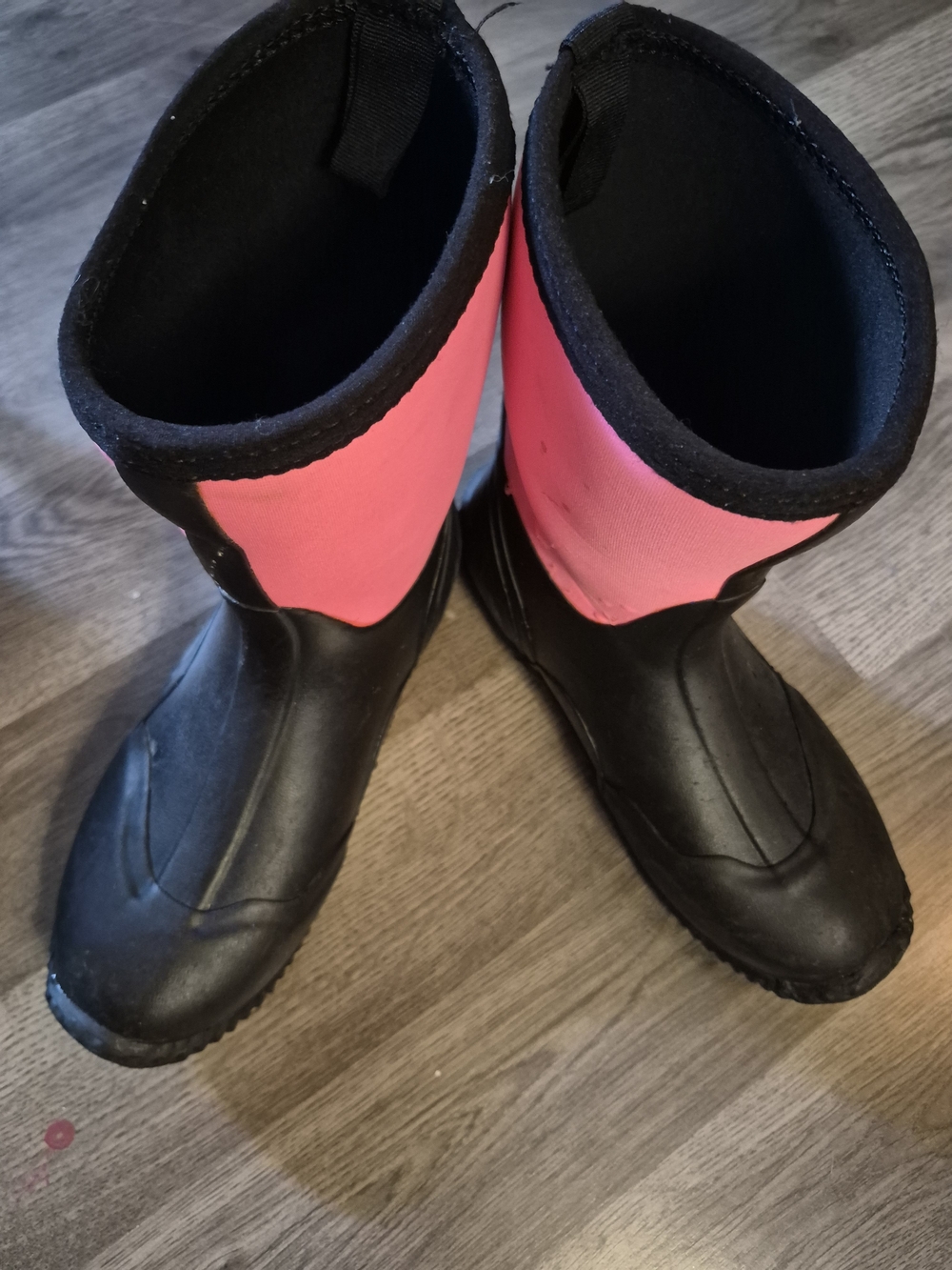 Ladies Roper  Waterproof Black and Pink Rain Boots Sz 7
